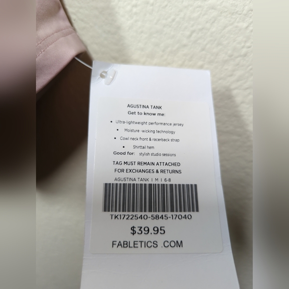 Fabletics Womens Agustina Racer back Athletic Tank Pink Size M Athleisure NWT - Picture 3 of 5